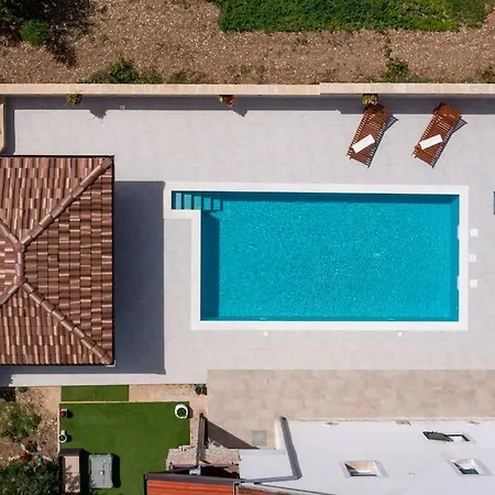 Apartment Amelia Vrpolje